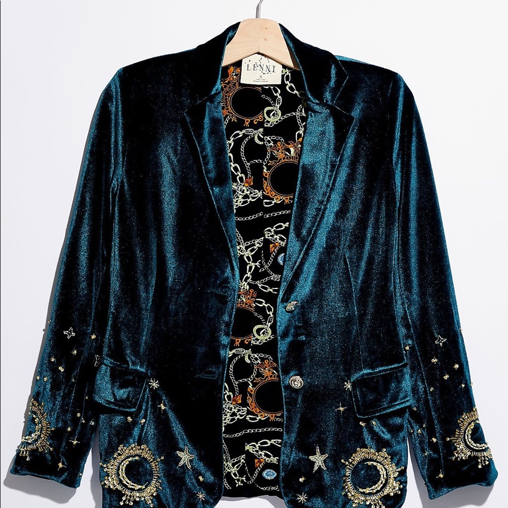 ISO this free people Celestial Shadow Blazer!!!